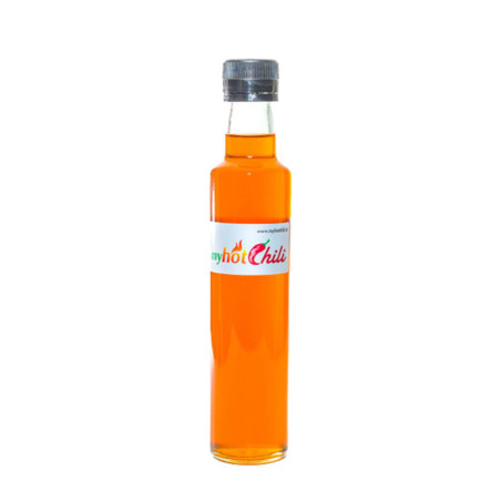 Olio di peperoncino / olio per pizza con versatore, 250 ml.